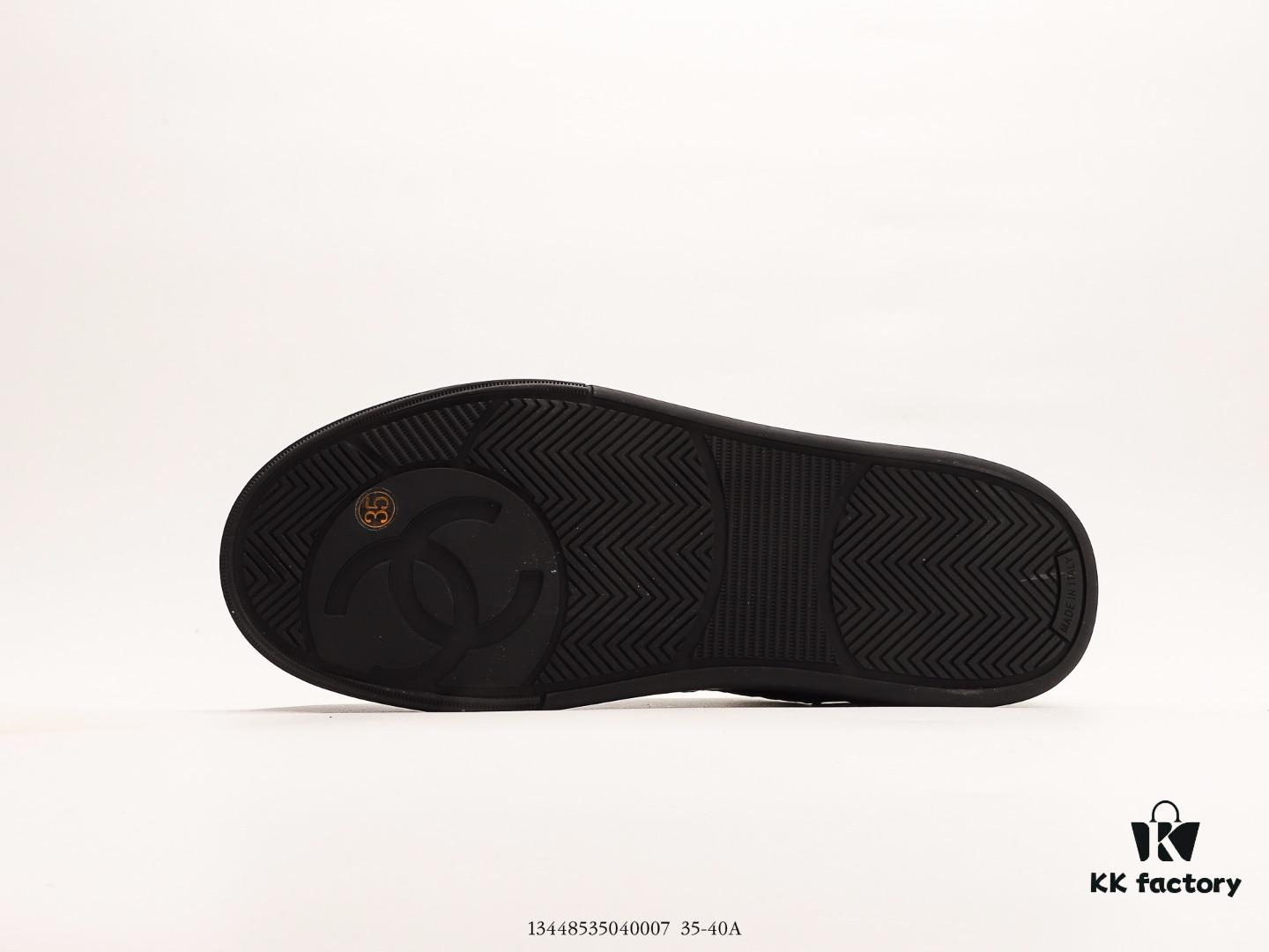 CHANEL Fashion Sneakers, Imported Premium Calfskin, Genuine Leather Lining, Lightweight Comfortable Sole, Overseas Purchased Version, Original Mould Design, Exclusive Launch, Recommended on Xiaohongshu, Trending New Arrival