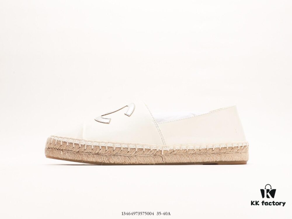 Chanel Fishing Shoes, Timeless Classic Style, Popular Influencer Item, Perfect for Spring and Summer, Pairs Easily with Jeans and Shorts, 1:1 Original Mold, 99% Authentic Accuracy, Handcrafted Quality with 100-Thread Hemp Upper, Premium Imported Lambskin Exterior and Soft Sheepskin Insole, Natural Hemp Rope with Transparent Rubber Sole, Official Counter Packaging