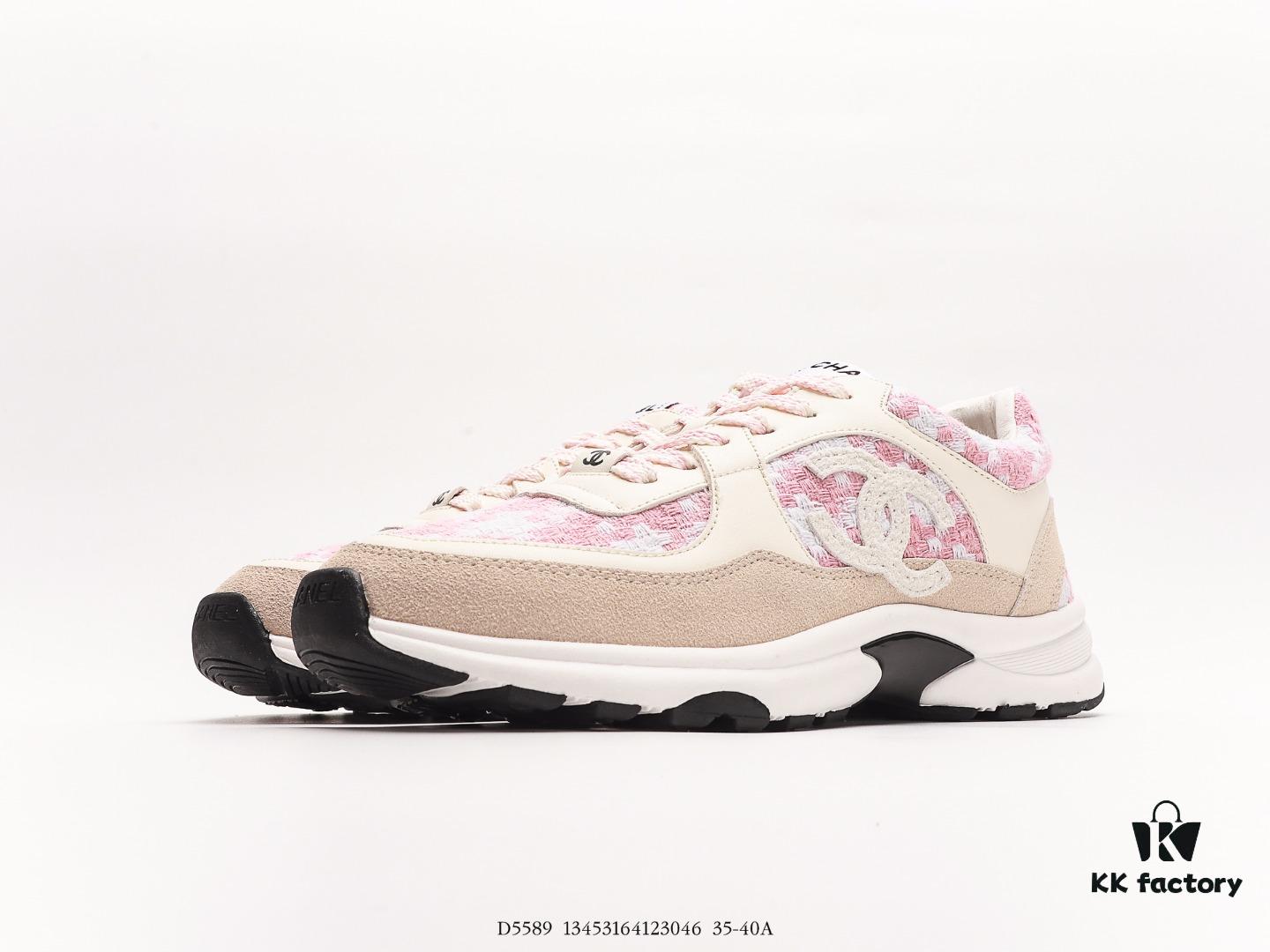 Chanel 2023 Logo Sneakers, Kruus Lightweight Retro Dad Shoes, Futuristic Metallic Style, Original Mold Design with Enhanced Texture and Refined Silhouette