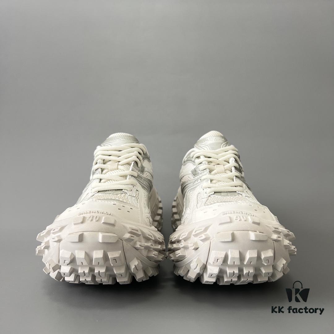 BALENCIAGA Defender Silver Tire Dad Sneakers Unisex