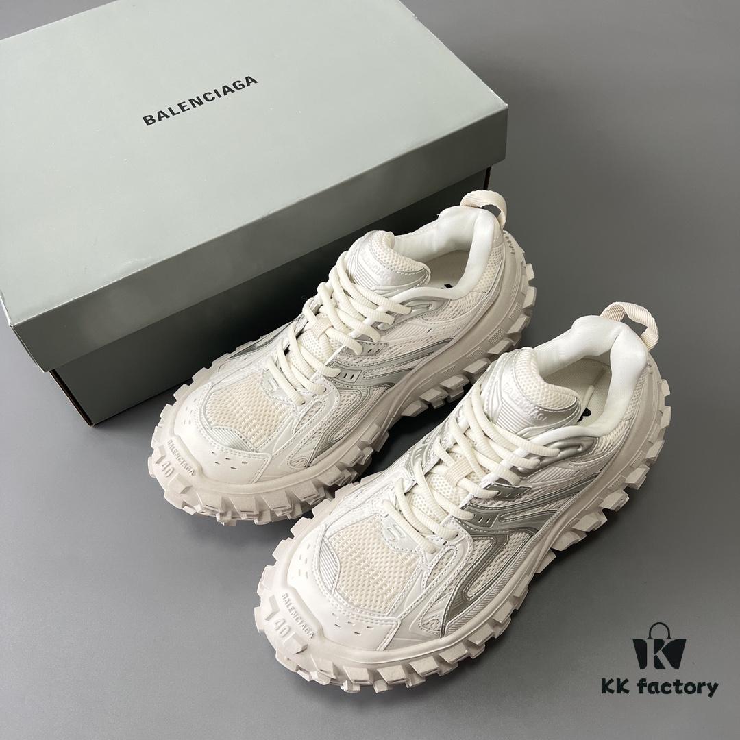 BALENCIAGA Defender Silver Tire Dad Sneakers Unisex