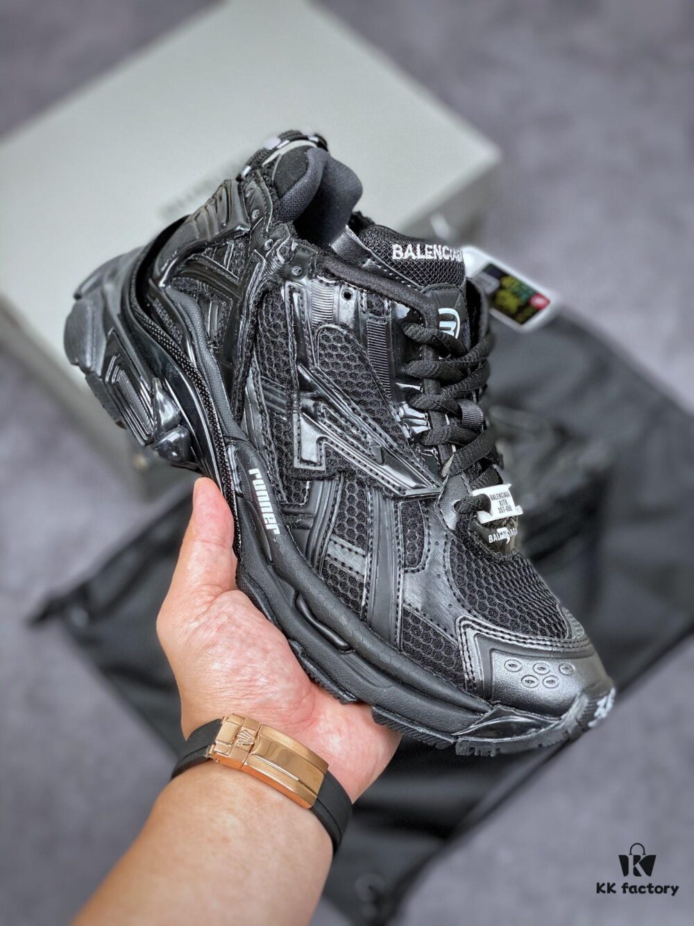 KITH x BALENCIAGA Runner Sneaker Low-Top Retro Running Shoes 'Deconstructed Black and White Logo'