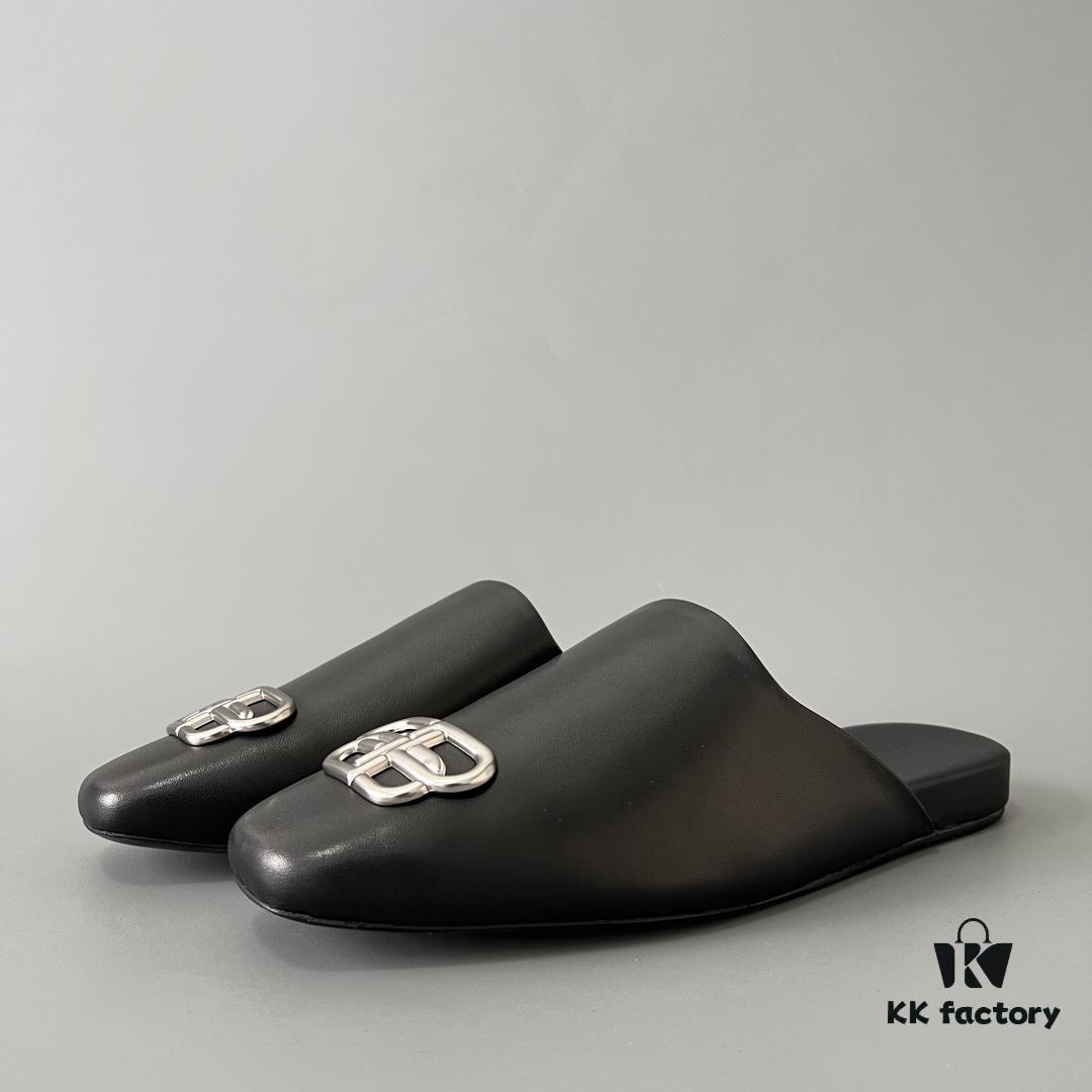 Balenciaga Cozy Flat Slip-on Fashion Sandals in Imported Calfskin