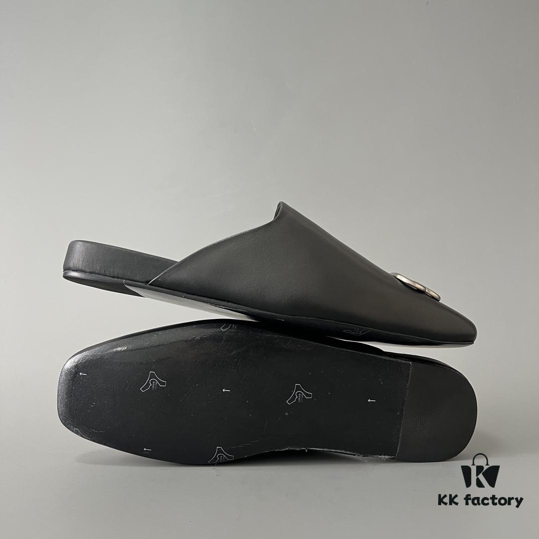 Balenciaga Cozy Flat Slip-on Fashion Sandals in Imported Calfskin