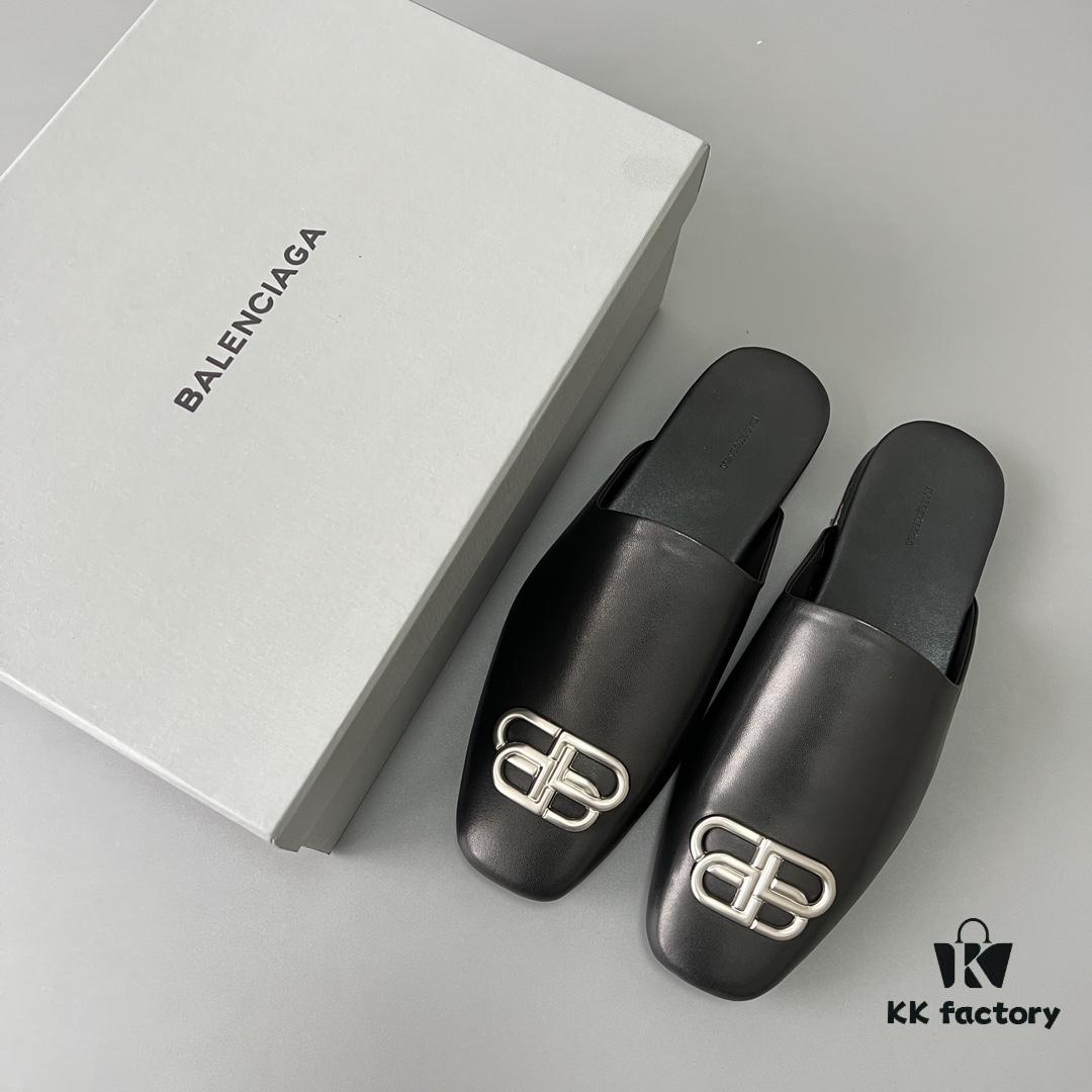 Balenciaga Cozy Flat Slip-on Fashion Sandals in Imported Calfskin