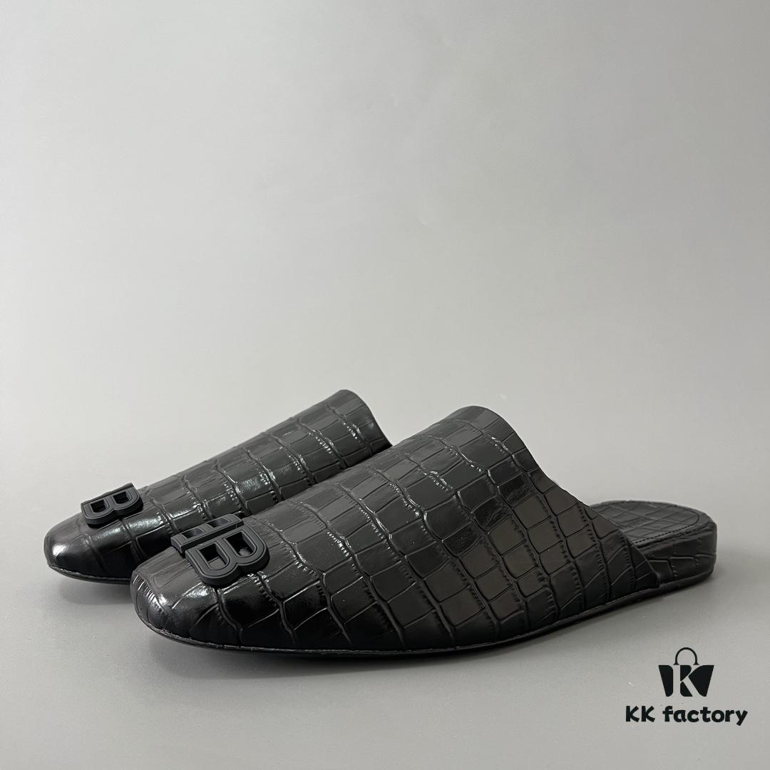 Balenciaga Crocodile-Textured Leather Flat Slip-On Fashion Sandals in Black