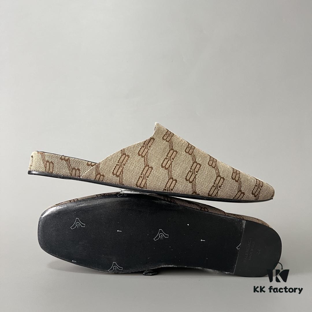 Balenciaga Cozy Flat Slip-on Fashion Sandals