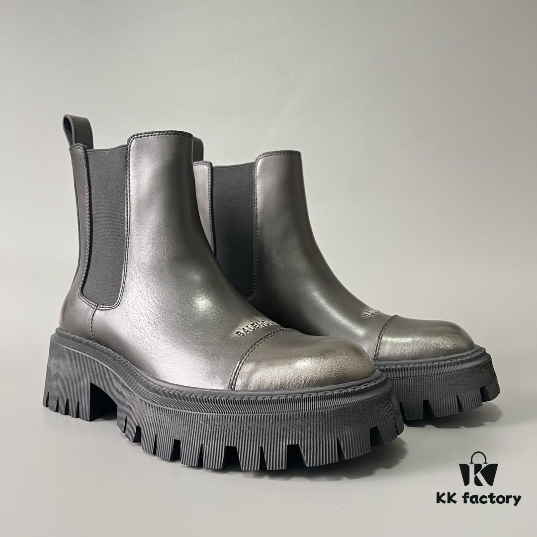 Balenciaga Tractor Leather Platform Ankle Boots with Distressed Detailing