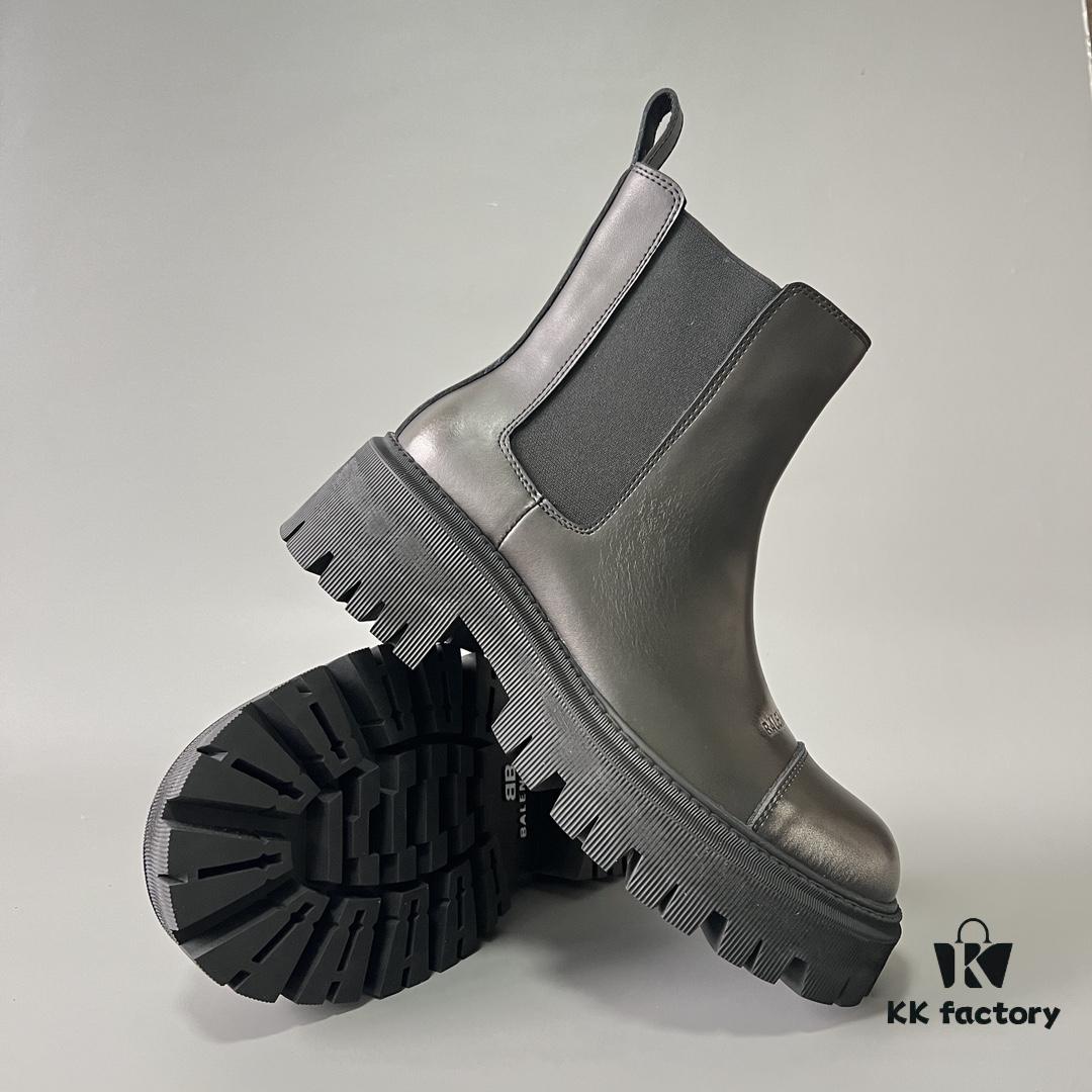 Balenciaga Tractor Leather Platform Ankle Boots with Distressed Detailing