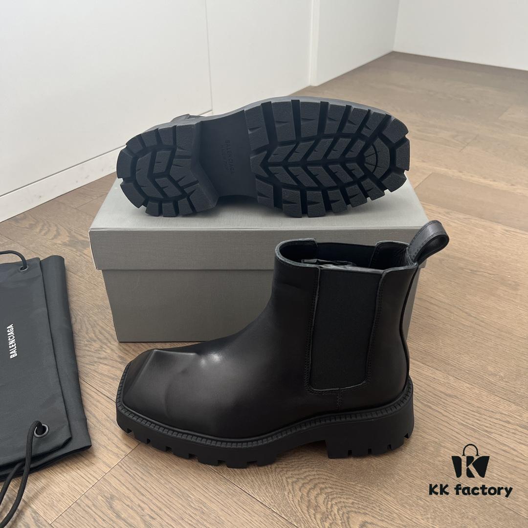 Balenciaga Paris Rhino Chelsea Ankle Boots, Durable British Style, Mid-Cut Chukka Boots