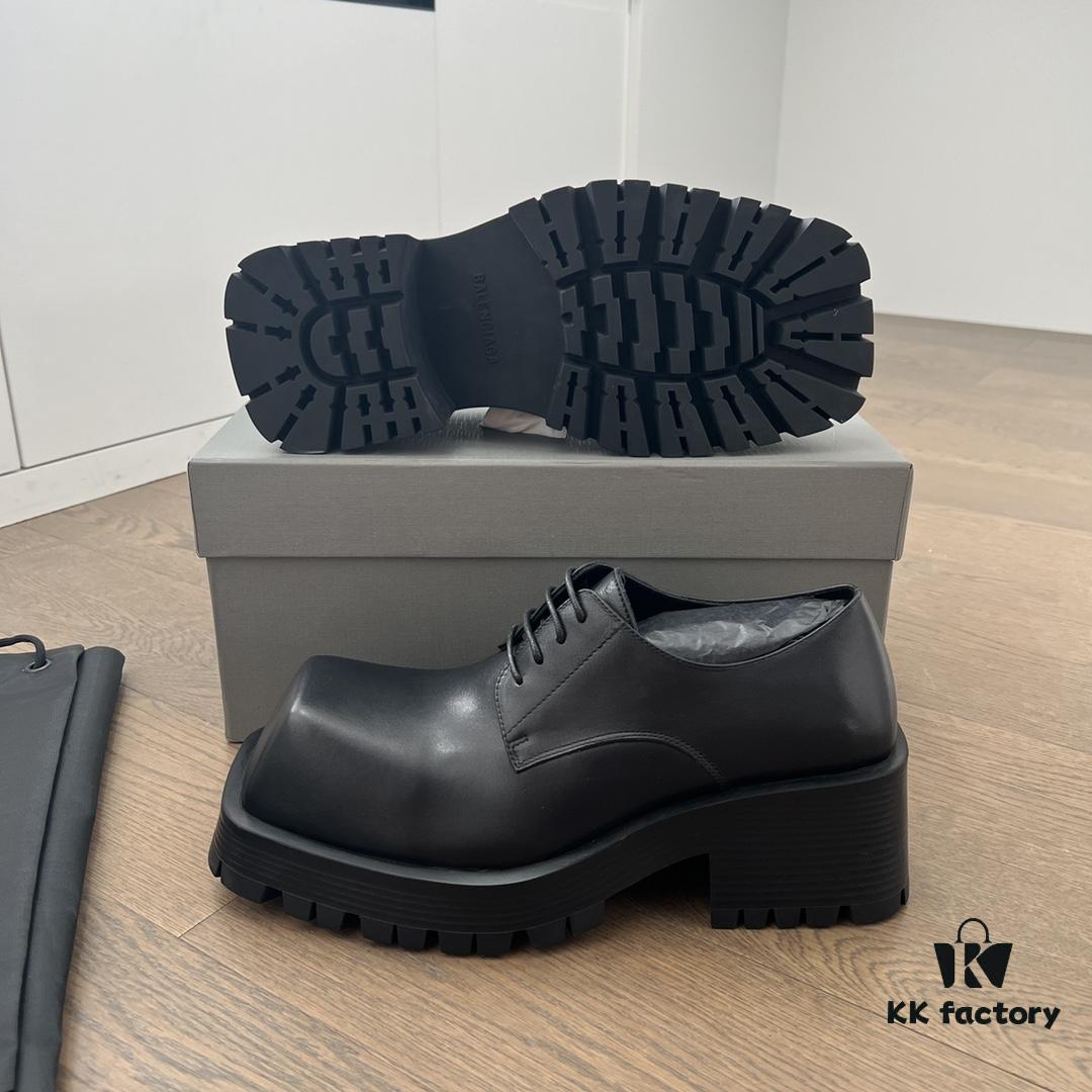 Balenciaga Trooper 4-Eyelet Lace-Up Platform Square-Toe Derby Shoes