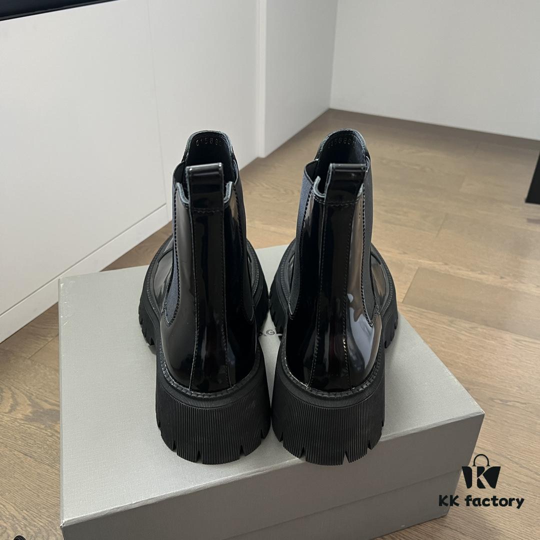 Balenciaga Tractor Outsole Split Pearl Calfskin Thick-Soled Short Boots