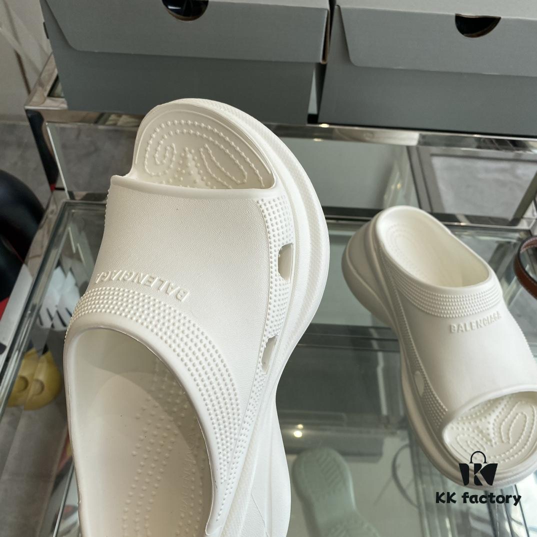 Balenciaga x Crocs Slides - Extremely Comfortable, Perfect for Bare Legs, High Fashion Appeal with Added Height and Ultimate Comfort – A Blogger's Must-Have