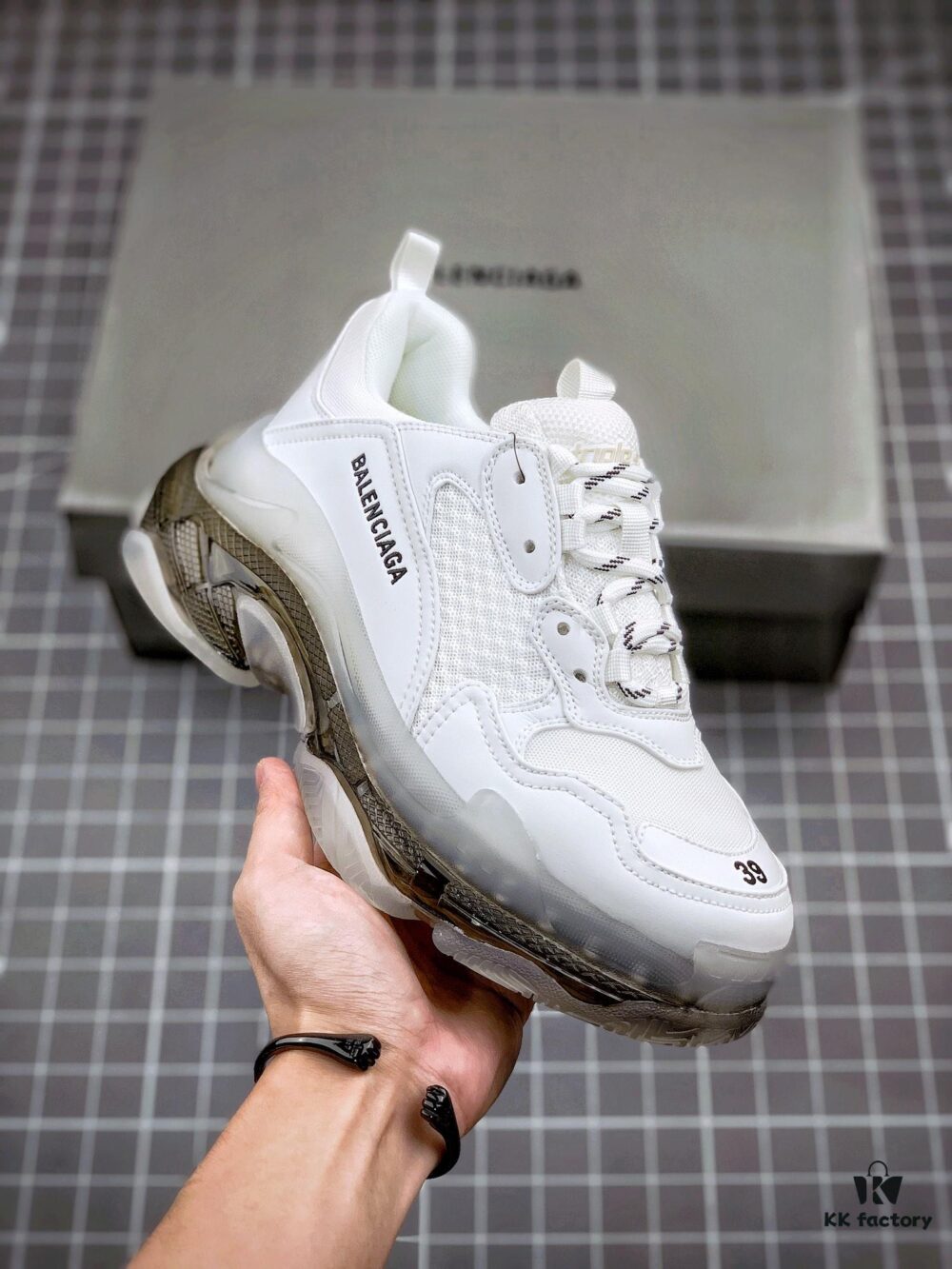 Balenciaga Triple S White Carbon Grey