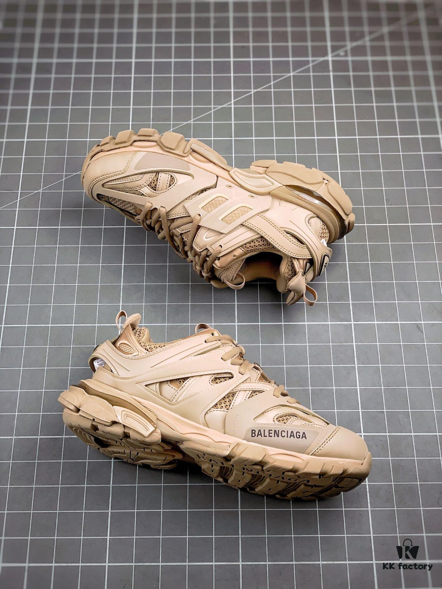 Balenciaga Sneaker Tess 3.0 Outdoor Concept Shoe (Non-Lighting Version)