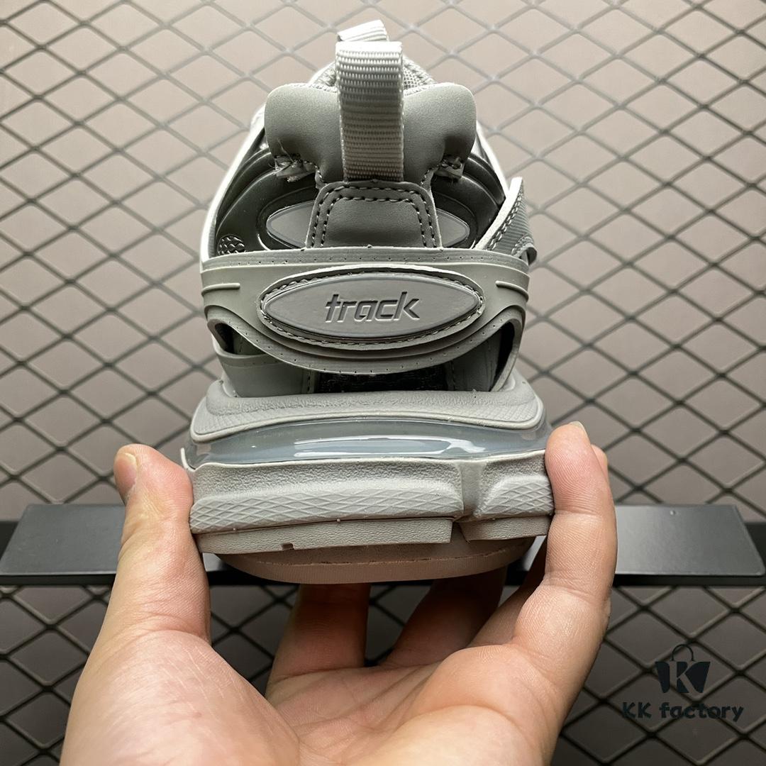 Balenciaga Track 3 Outdoor Concept Retro Dad Shoes, Official Counter Synchronized Packaging, Original Large Box, Precision Detail Alignment with Official, Private Mold Combined Outsole, Fully Replicated from Inside Out to Maximize Authenticity