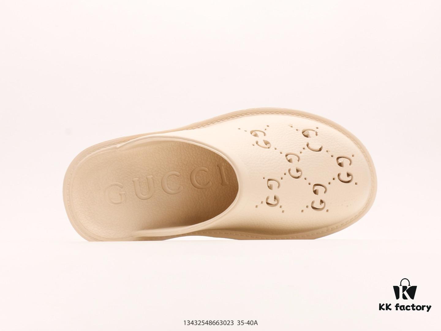 Gucci Comfortable and Versatile Platform Slide Sandals with Chunky Heel