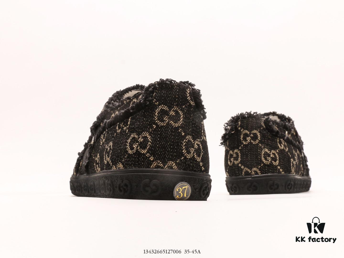 Gucci Unisex Retro Fashion Embroidered Logo Luxury Sneakers from the Sporty Casual Collection