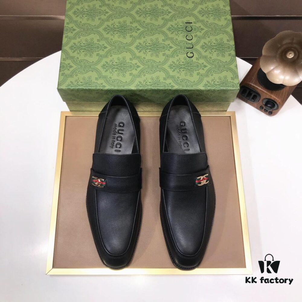 Gucci G Collection New Arrival, Authentic European Style, Durable and Timeless Design, Premium Full-Grain Calfskin Leather, Imported Leather Construction, Ideal Choice for Luxury Enthusiasts, Cowhide Lining