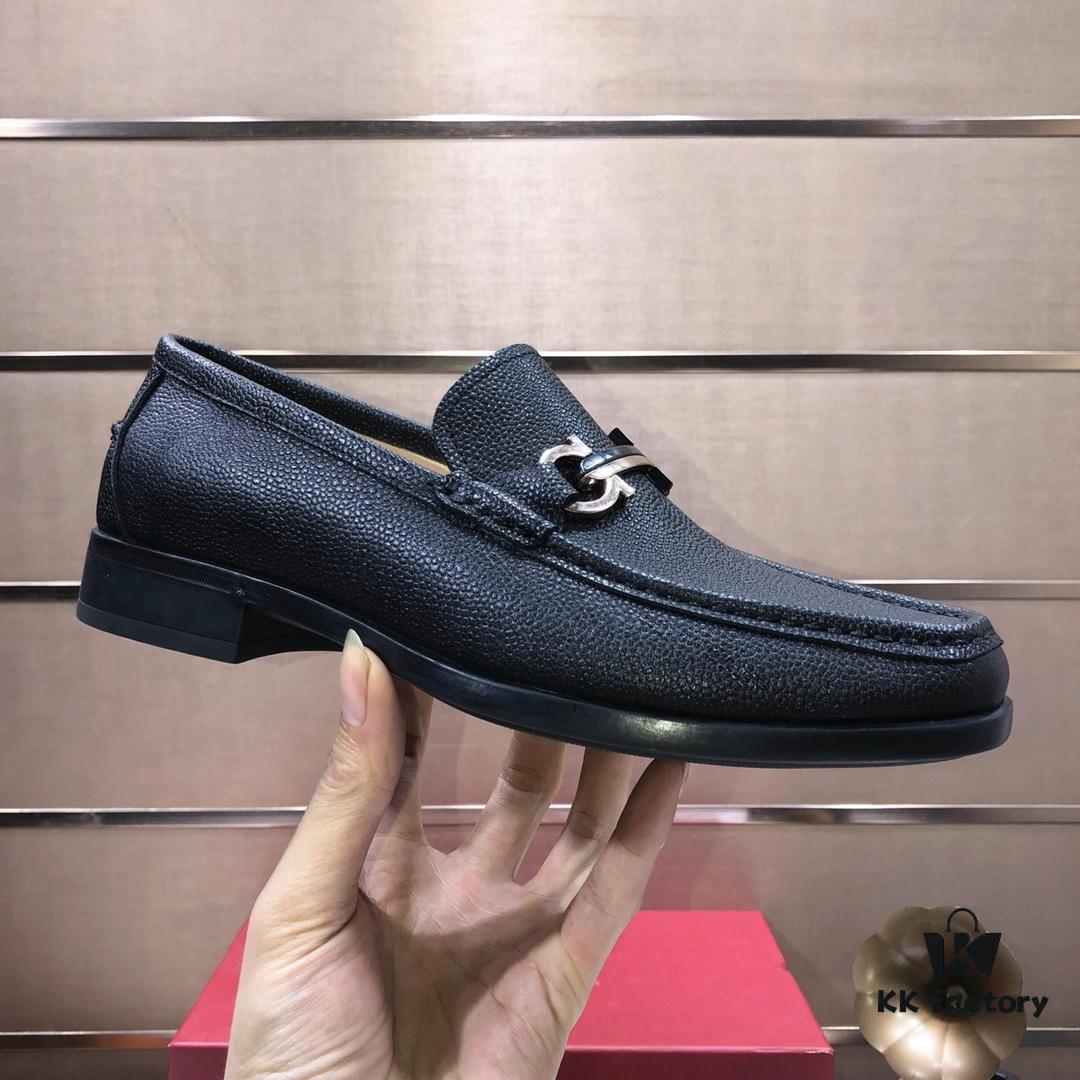 Ferragamo Latest Design Original Imported Top-Grade Calfskin Leather Shoes with Water-Dyed Leather Lining and Authentic Luxury Metal Buckle