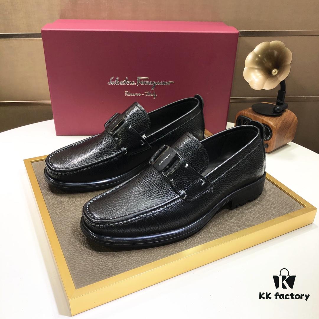 Ferragamo Latest Collection Genuine Imported Calfskin Leather Shoes with Dyed Lamb Skin Lining and Original Luxury Metal Buckle