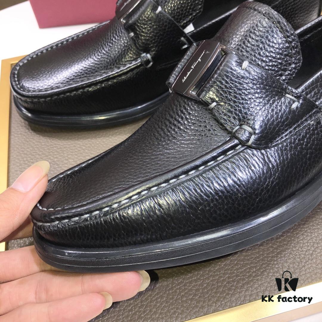 Ferragamo Latest Collection Genuine Imported Calfskin Leather Shoes with Dyed Lamb Skin Lining and Original Luxury Metal Buckle