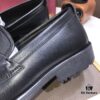 Ferragamo Latest Design Original Imported Cowhide Leather with Dyed Lamb Skin Lining and Luxurious Metal Buckle