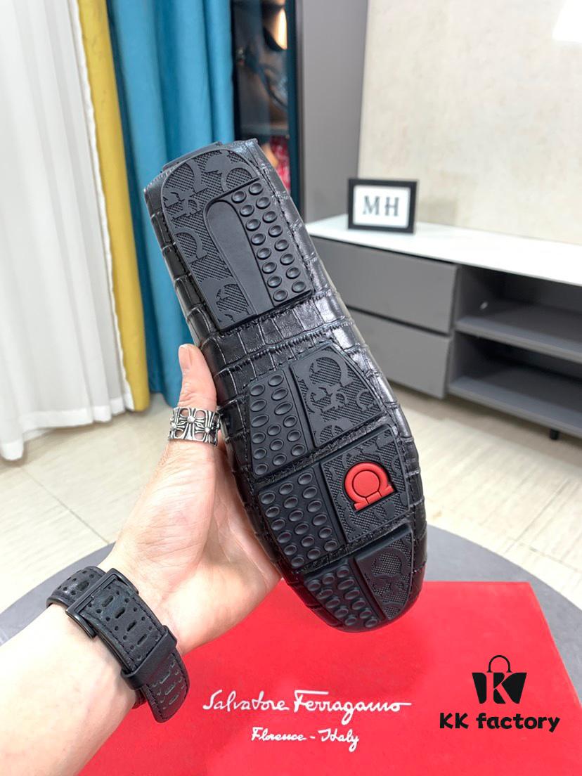 Ferragamo New High-End Loafer Shoes