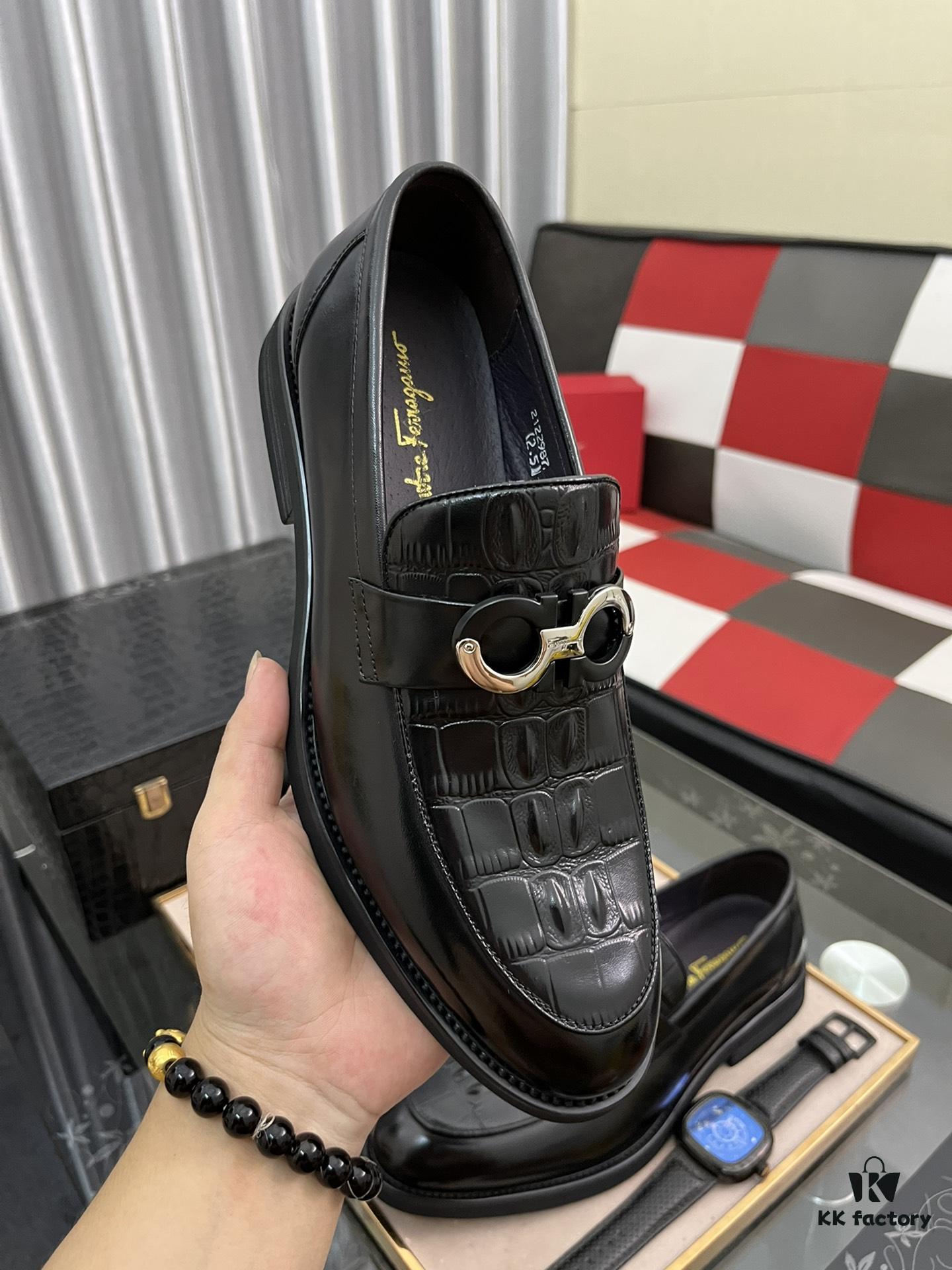 【Ferragamo】 Hong Kong Original Quality Loafers, Premium Italian Glossy Leather Men's Slip-on Casual Shoes, Top-Grade Lamb Lining, Non-slip Durable Rubber Sole