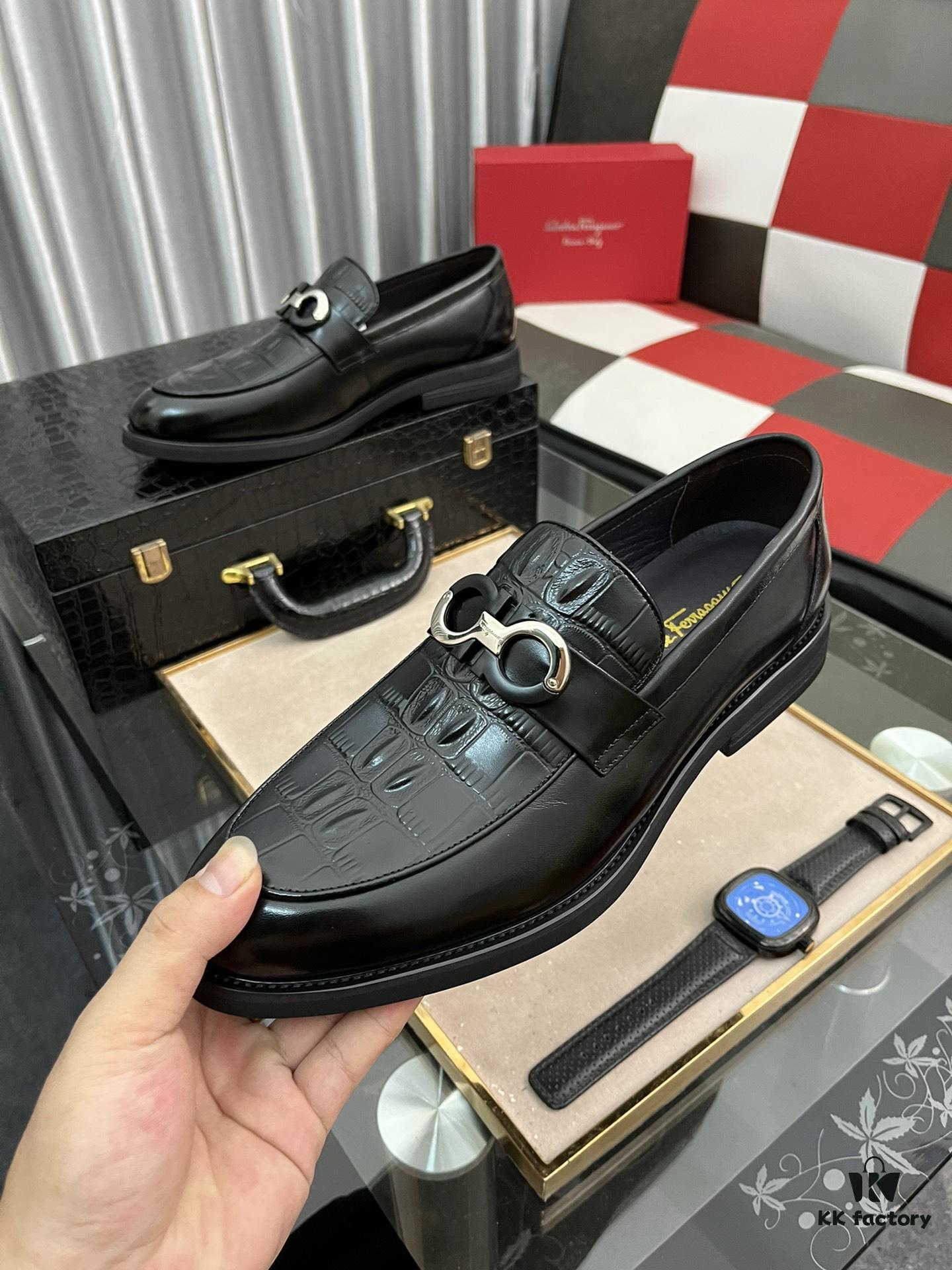 【Ferragamo】 Hong Kong Original Quality Loafers, Premium Italian Glossy Leather Men's Slip-on Casual Shoes, Top-Grade Lamb Lining, Non-slip Durable Rubber Sole
