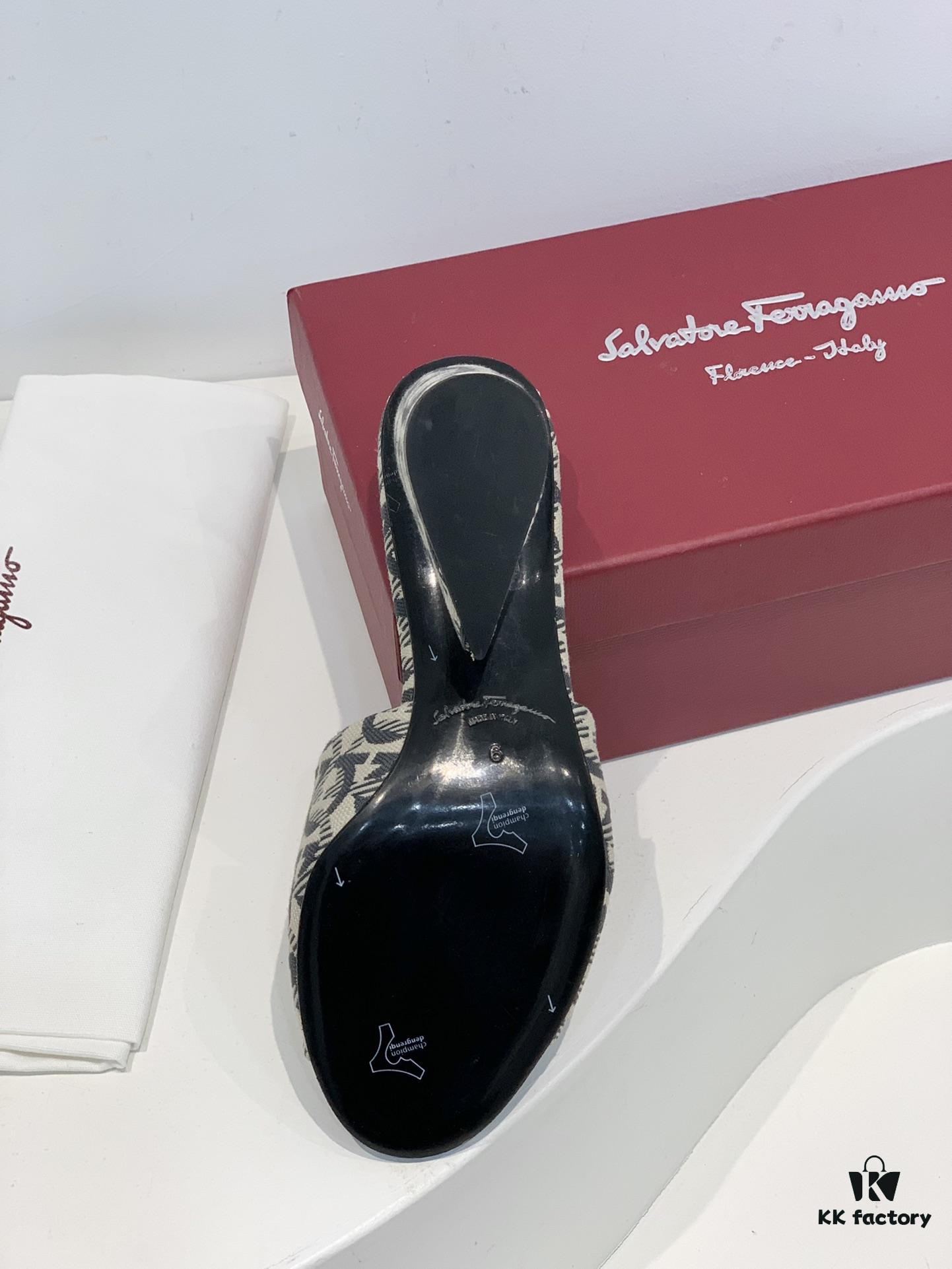 Salvatore Ferragamo Viva Chunky Heel Open-Toe Sandals with Classic Droplet Heel and Oversized Bow, Spring/Summer New Arrival