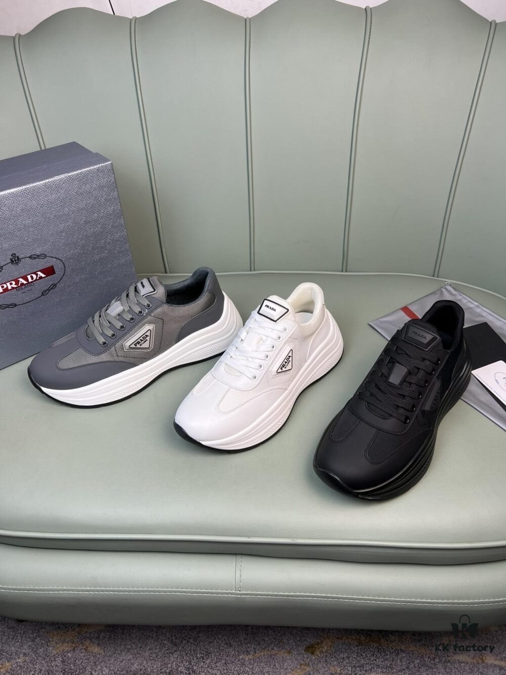 PRADA Men's Shoes, Counter Hit Product, Synchronized with Official Website, High-Quality Delivery - Genuine Cowhide Combined with Mesh Upper, Cowhide Lining, 1:1 Replica, Original Factory Sole, Size 38-45 (Size 45 Custom Made, No Returns or Exchanges)