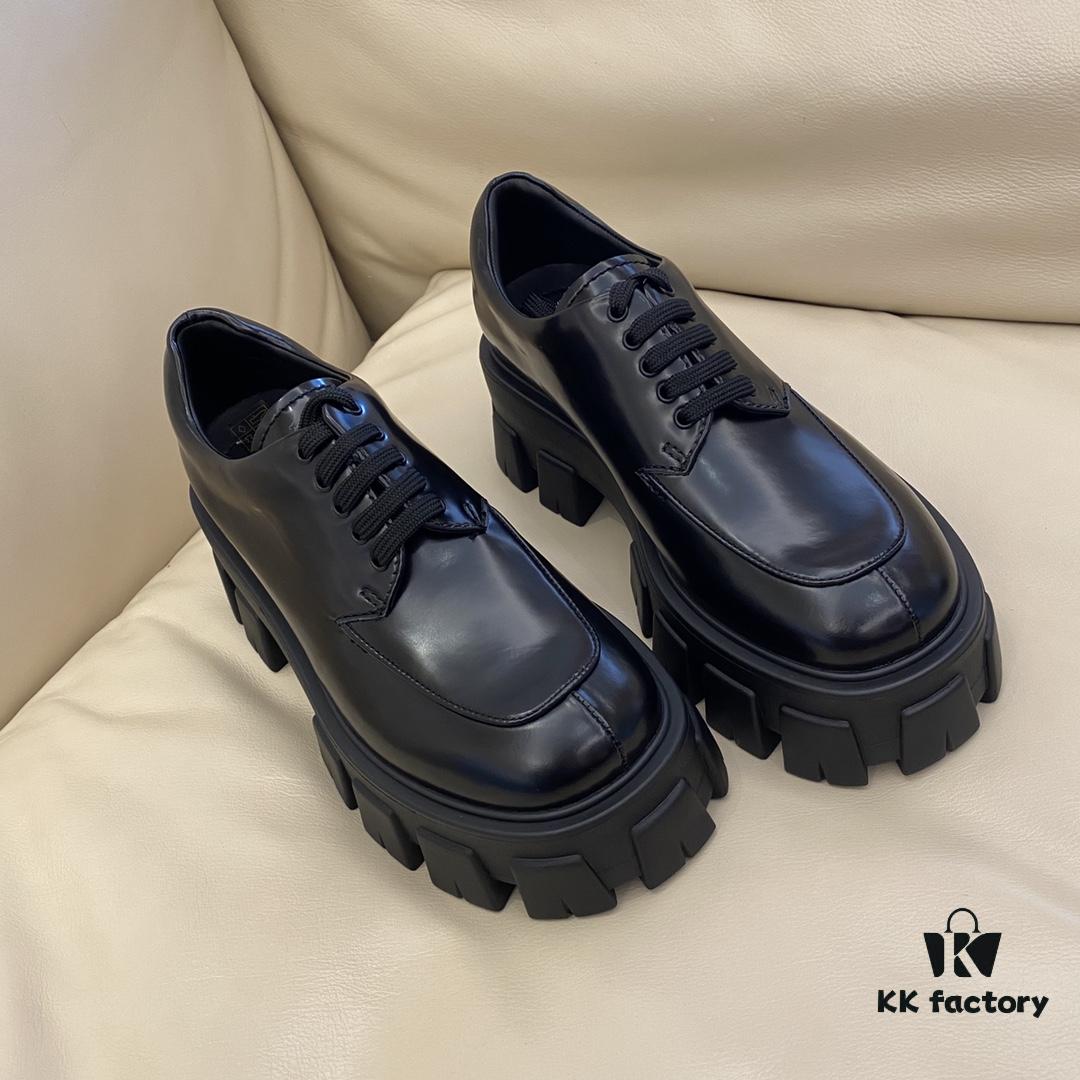 PRADA Gear-Soled Loafers Top Version Faithfully Replicated with Premium Craftsmanship