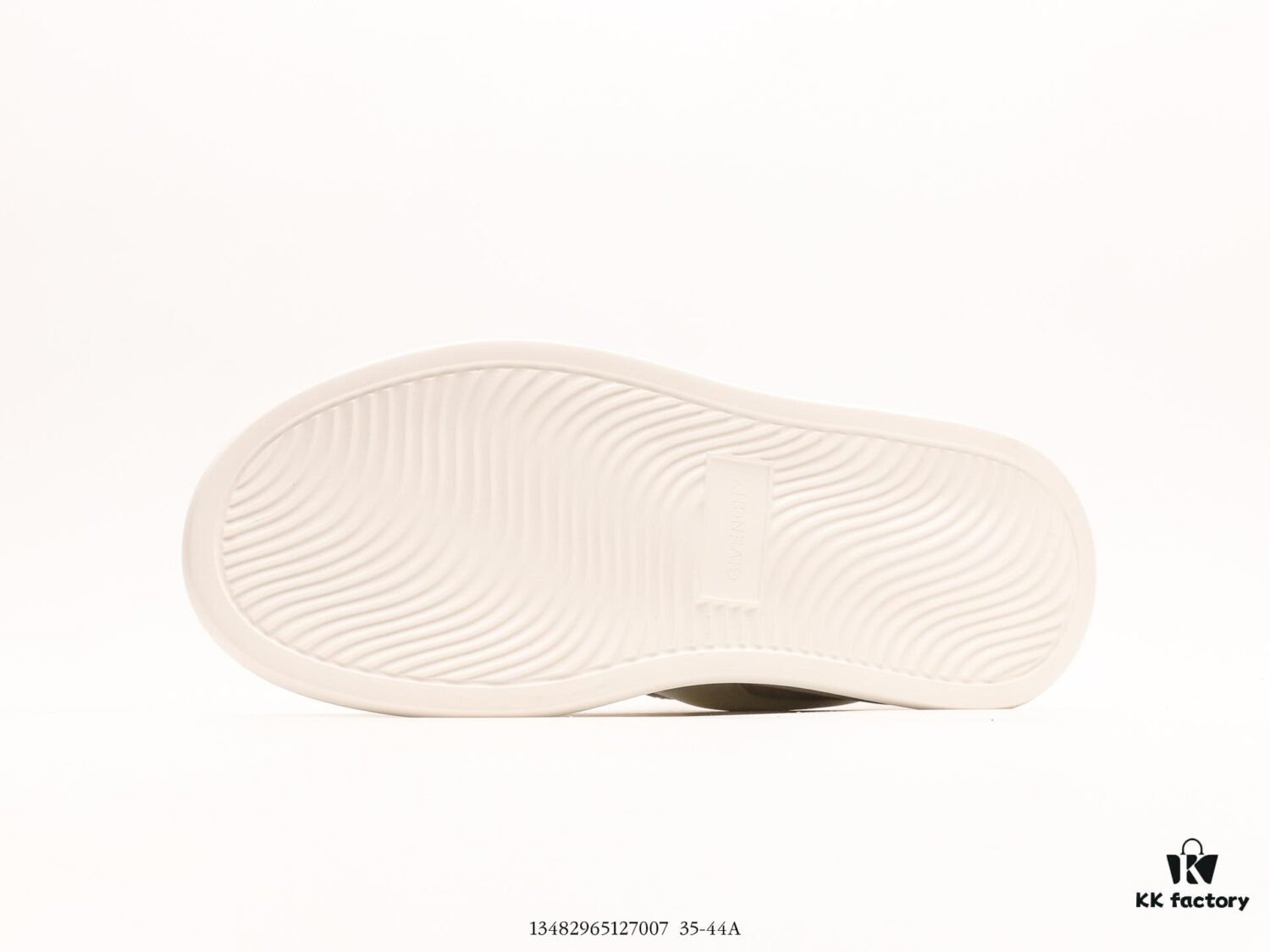 Givenchy Givenchy Top Luxury Shoes Unisex Heavy-Duty Casual Shoes Made of Calfskin and Silk with Color-Block Design, Tongue Featuring Brand Logo Decoration, Three-Dimensional Composite Stitching, Lightweight and Trendy, High Comfort, 7cm Height Increase with Natural Look