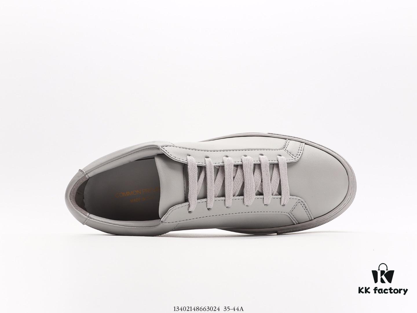 Givenchy Givenchy from the French designer Hubert de Givenchy, the brand spirit imbued at the founding of Givenchy. #GlueFreeTechnology #UpperMadeOfOriginalMatteSilkCalfLeather #InsoleAndLiningMadeOfOriginalMatteLeather The most desirable all-season white sneakers of 2019