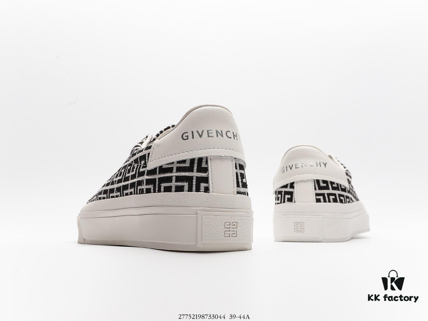 Givenchy Givenchy from France, founded by designer Hubert de Givenchy, embodies the brand's original spirit. #ZeroGlueTechnology #UpperMadeOfOriginalMatteSilkCalfLeather #HeelLiningAndInsoleMadeOfOriginalMatteLeather The most desirable all-season white sneakers in 2019