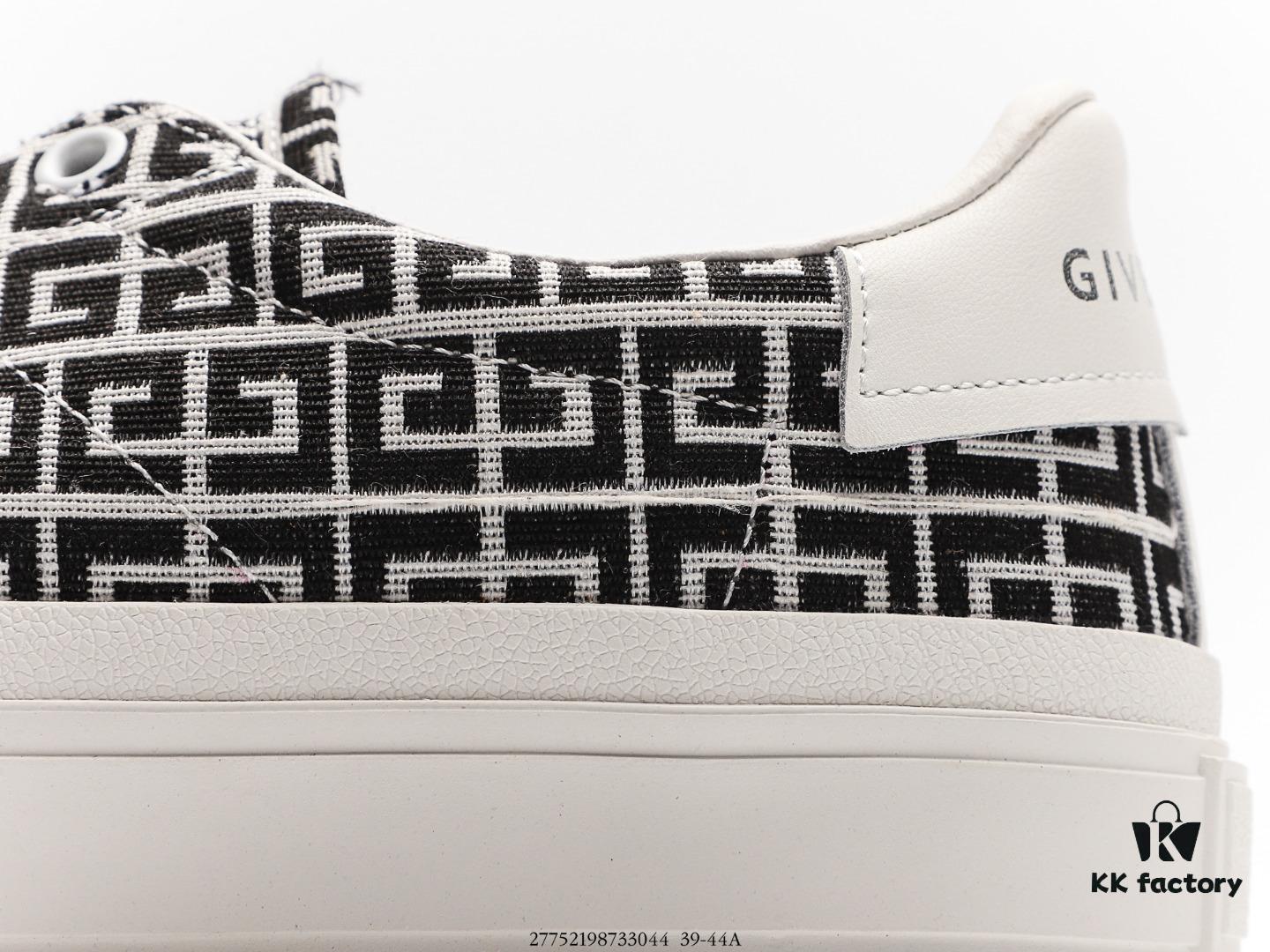 Givenchy Givenchy from France, founded by designer Hubert de Givenchy, embodies the brand's original spirit. #ZeroGlueTechnology #UpperMadeOfOriginalMatteSilkCalfLeather #HeelLiningAndInsoleMadeOfOriginalMatteLeather The most desirable all-season white sneakers in 2019