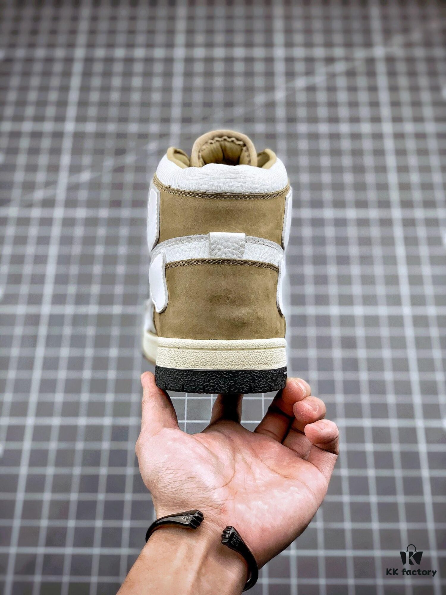 Amiri 2020 Fall/Winter New Streetwear Sneakers, Inspired by AJ1 with 3D Skull Embossing, Loved by Celebrities and Influencers like Cai Xukun, Kris Wu, Gali and More