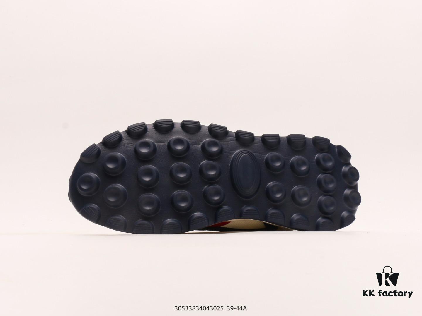 Ecco Men's Casual Retro Running Shoes, Multi-Season Sneakers with Leather and Mesh Upper, Stylish Wafer Sole Design for Comfortable Wear