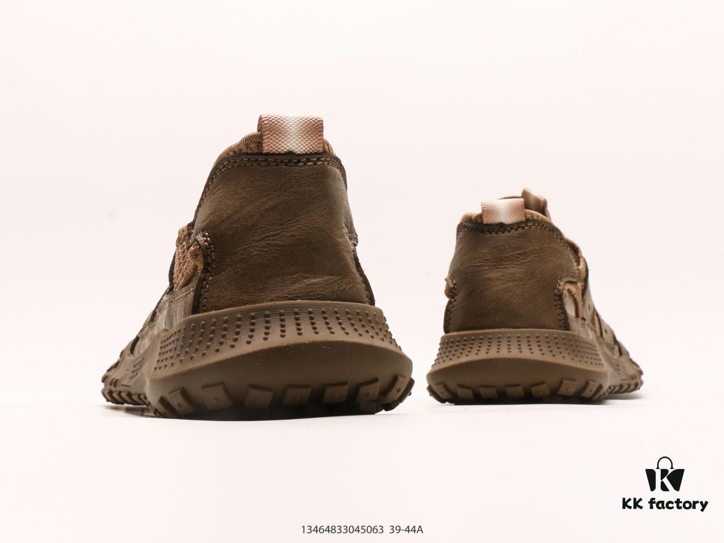 ECCO Men's Casual Sandals, Versatile and Comfortable, Premium Full-Grain Calf Leather, Breathable and Slip-Resistant, Elegant Stitching, Fashionable and Durable