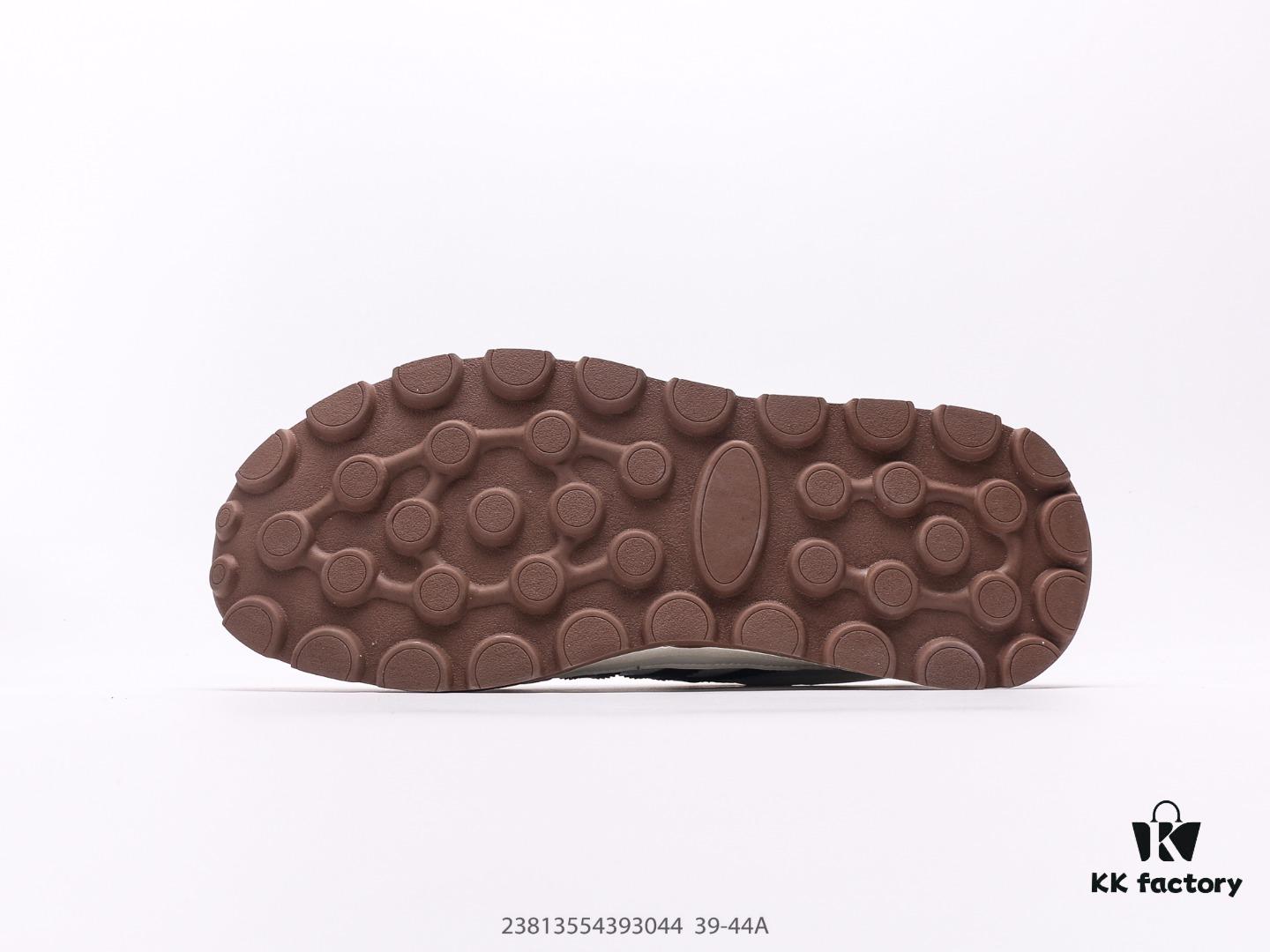 ECCO Breathable New Arrival Popular Casual Sneakers, Fashionable Color-Block Design, Premium Quality with Precise Stitching, Slip-Resistant and Comfortable Running Shoes