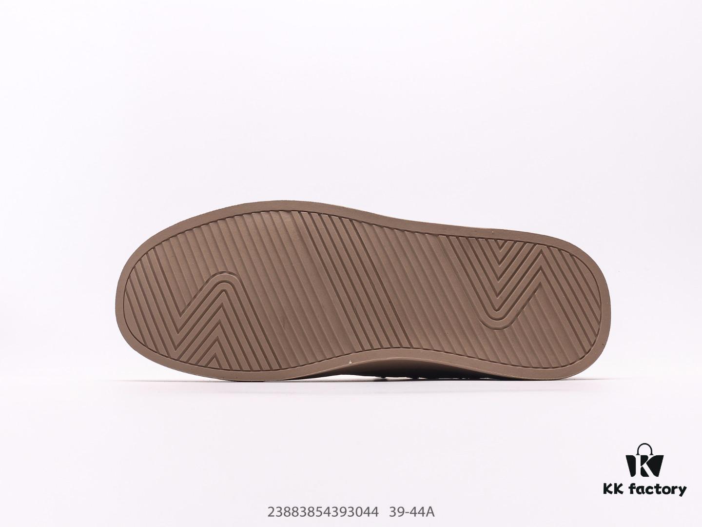 ECCO Comfort Walking Series Shoes, Premium Imported Full-Grain Leather Uppers, Lightweight and Highly Elastic PU Injection Molded Outsole, Soft and Flexible Athletic Walking Shoes