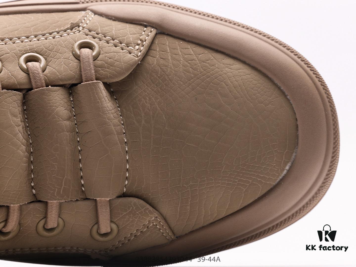 ECCO Comfort Walking Series Shoes, Premium Imported Full-Grain Leather Uppers, Lightweight and Highly Elastic PU Injection Molded Outsole, Soft and Flexible Athletic Walking Shoes