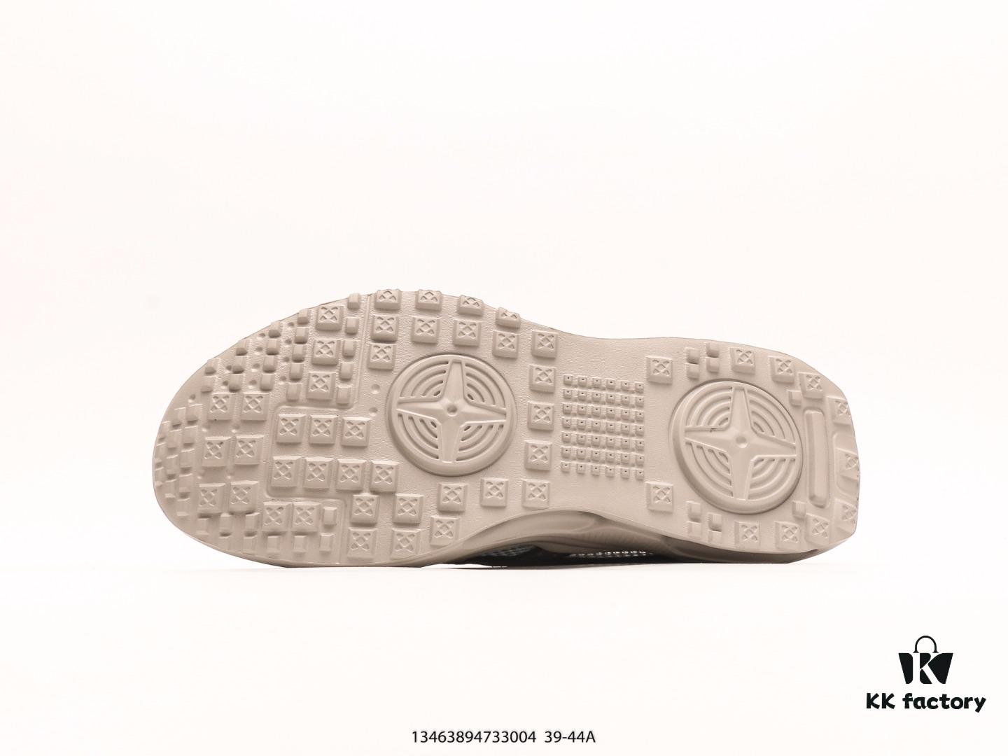 ECCO Popular White Sneakers Lightweight Comfortable Casual Shoes