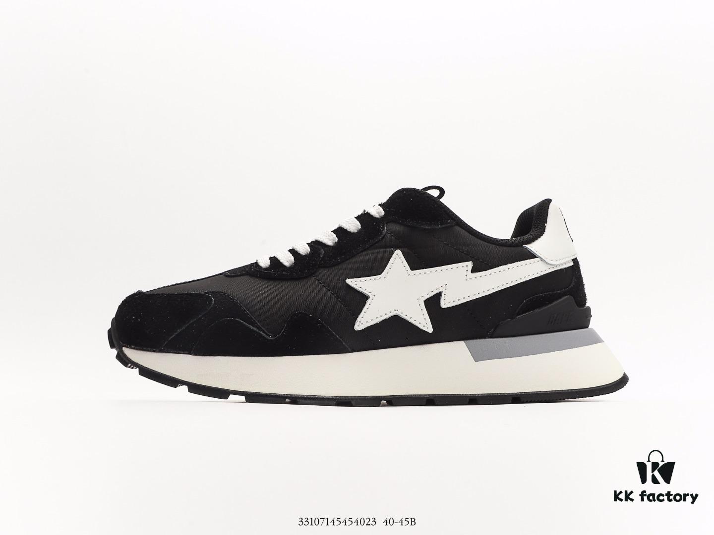 Bape x Nike Air Force 1'07 Low A BATHING APE Monkey Head, Low-Top Casual Sneakers, Color-Blocked Lace-Up Athletic Shoes Featuring the Iconic Phrase 'Ape Shall Never Kill Ape' from the Film. As a Pioneer of Harajuku Culture, A BATHING APE® Has Led Streetwear Trends with Its Signature Camouflage Prints and Monkey Logo, Establishing a Unique and Unmistakable Style.