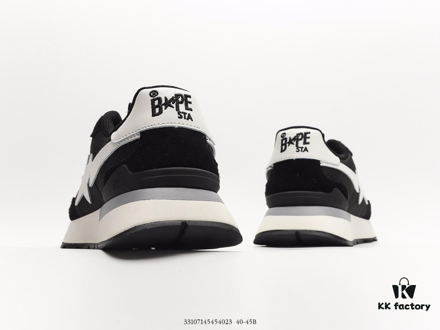 Bape x Nike Air Force 1'07 Low A BATHING APE Monkey Head, Low-Top Casual Sneakers, Color-Blocked Lace-Up Athletic Shoes Featuring the Iconic Phrase 'Ape Shall Never Kill Ape' from the Film. As a Pioneer of Harajuku Culture, A BATHING APE® Has Led Streetwear Trends with Its Signature Camouflage Prints and Monkey Logo, Establishing a Unique and Unmistakable Style.