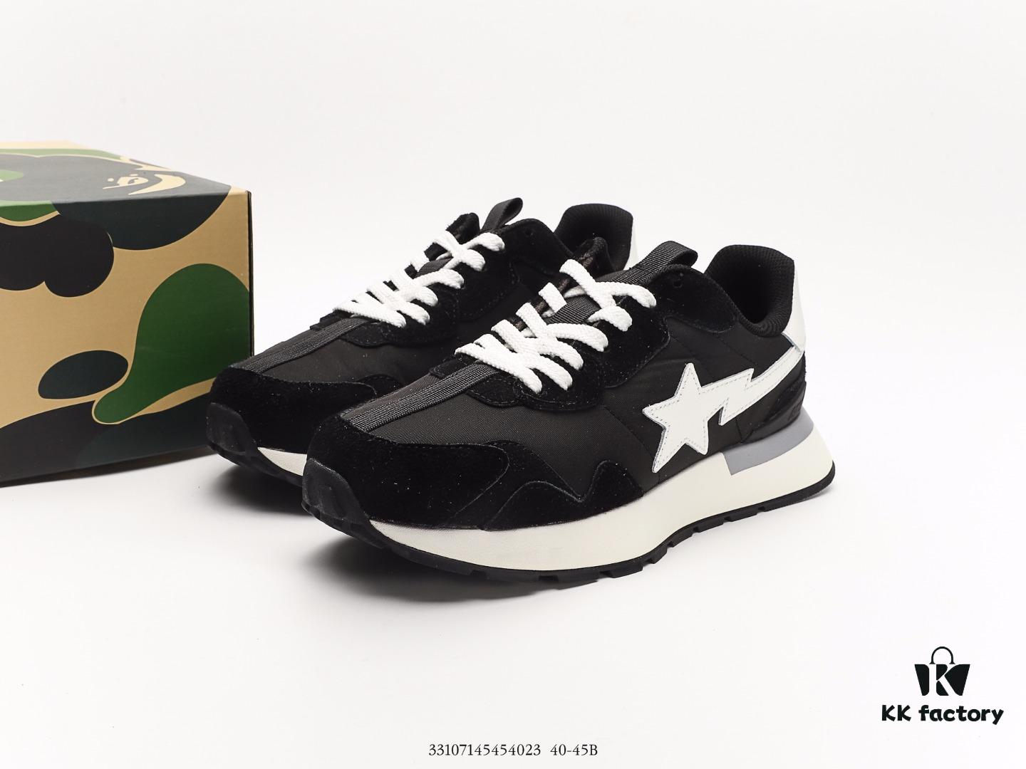 Bape x Nike Air Force 1'07 Low A BATHING APE Monkey Head, Low-Top Casual Sneakers, Color-Blocked Lace-Up Athletic Shoes Featuring the Iconic Phrase 'Ape Shall Never Kill Ape' from the Film. As a Pioneer of Harajuku Culture, A BATHING APE® Has Led Streetwear Trends with Its Signature Camouflage Prints and Monkey Logo, Establishing a Unique and Unmistakable Style.