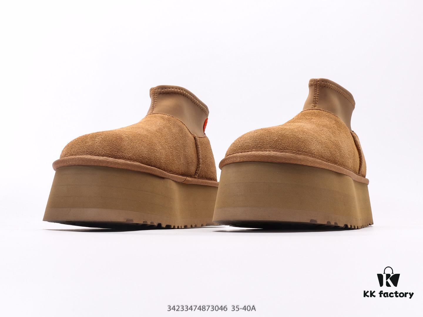 UGG Full Wool Lining Top Quality Sheepskin Winter Boots from Australia, Warm Luxury Brand Unisex Style UGG-5877 Official Website Synchronized, Made with Imported Cowhide and Fine Craftsmanship, Featuring Imported Rubber Foam Outsole (Comfortable, Soft, Wear-Resistant) Genuine Quality, Exquisite Workmanship That You'll Fall in Love With at First Sight