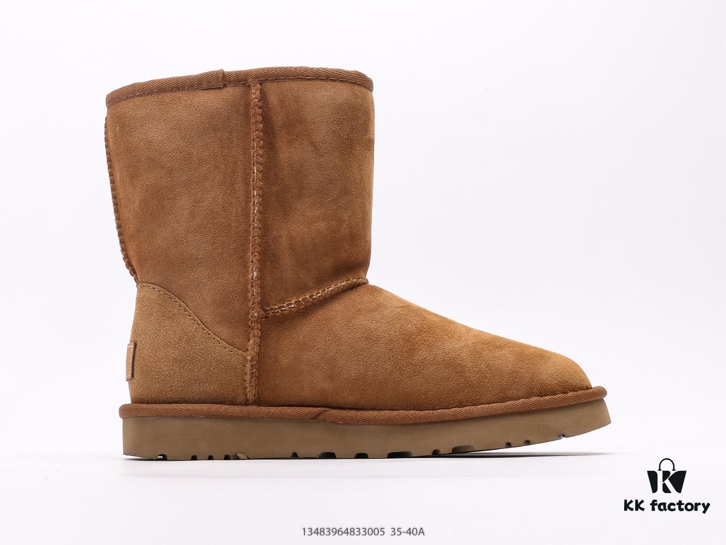 UGG Full Wool Lining Top Quality Sheepskin Winter Boots from Australia, Warm Luxury Brand Unisex Style, UGG-5877 Official Website Synchronized, Made with Imported Cowhide and Precision Stitching, Featuring Imported Rubber Foam Outsole (Comfortable, Soft, Wear-Resistant), Excellent Craftsmanship That Wins Your Heart at First Sight