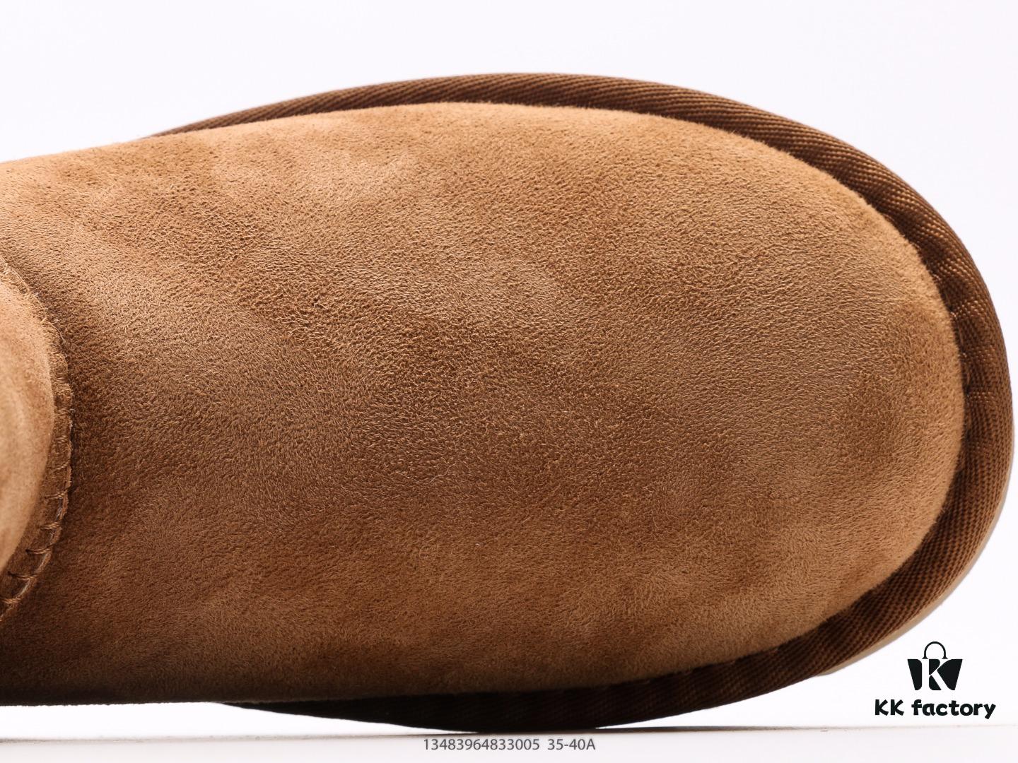 UGG Full Wool Lining Top Quality Sheepskin Winter Boots from Australia, Warm Luxury Brand Unisex Style, UGG-5877 Official Website Synchronized, Made with Imported Cowhide and Precision Stitching, Featuring Imported Rubber Foam Outsole (Comfortable, Soft, Wear-Resistant), Excellent Craftsmanship That Wins Your Heart at First Sight